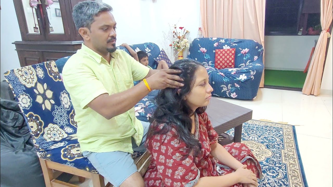 Nice Head Massage From Shiv 😃 | Aai Style Crab 🦀 Curry #konkanivlog