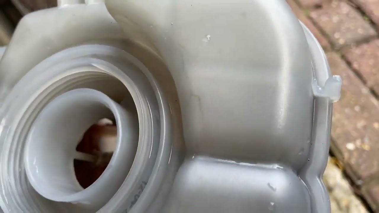 Audi A8 D4 3L TDI 2014 FL how to do coolant flush  and air filter change ✌️&ldquo;Jan V8&rdquo;