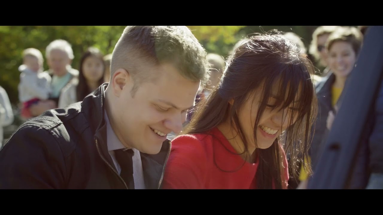 Anderson  Roe play Mambo on a Steinway Spirio