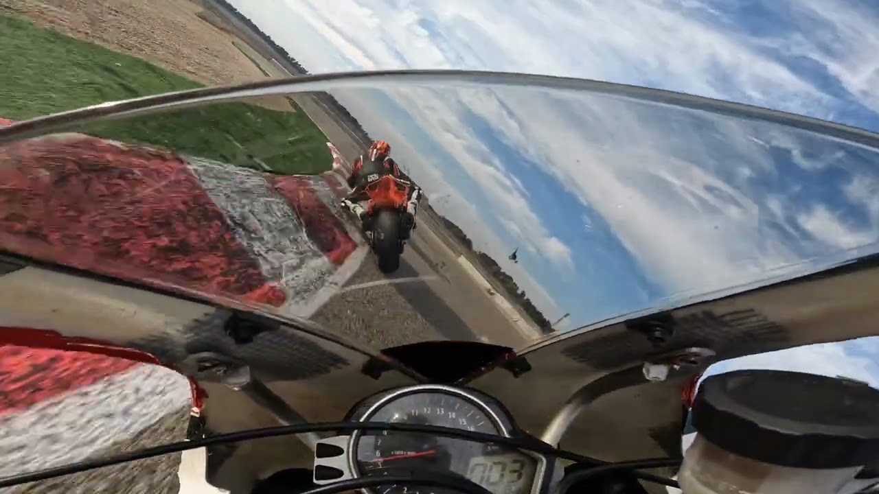 Circuit d’alcarras 1m37.4  Bagarre avec les Frères Suchet ￼val et Seb, Gregg black