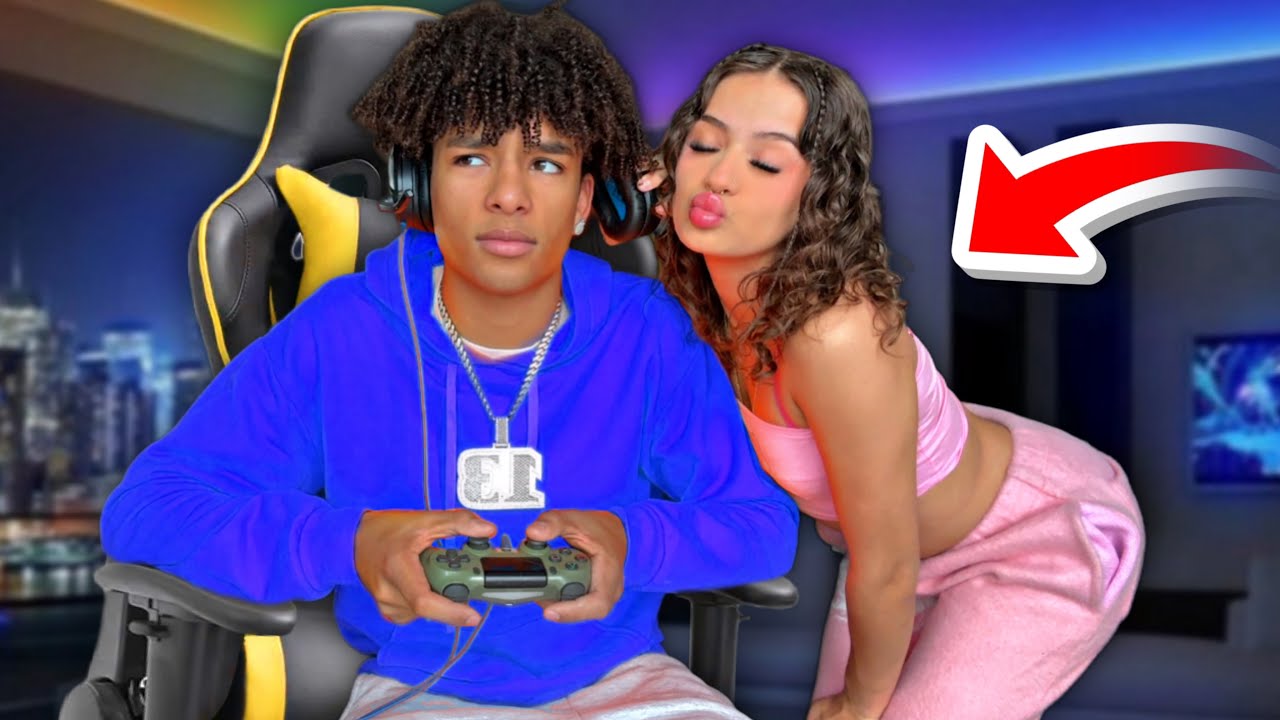 ИГНОРИРУЮ СВОЮ ДЕВУШКУ 24 ЧАСА!! *Она плакала*