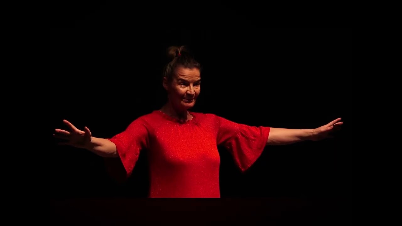 Hvor begynder Verden? Første del af premieren på Katrine Fabers stærke monolog oktober 2025.