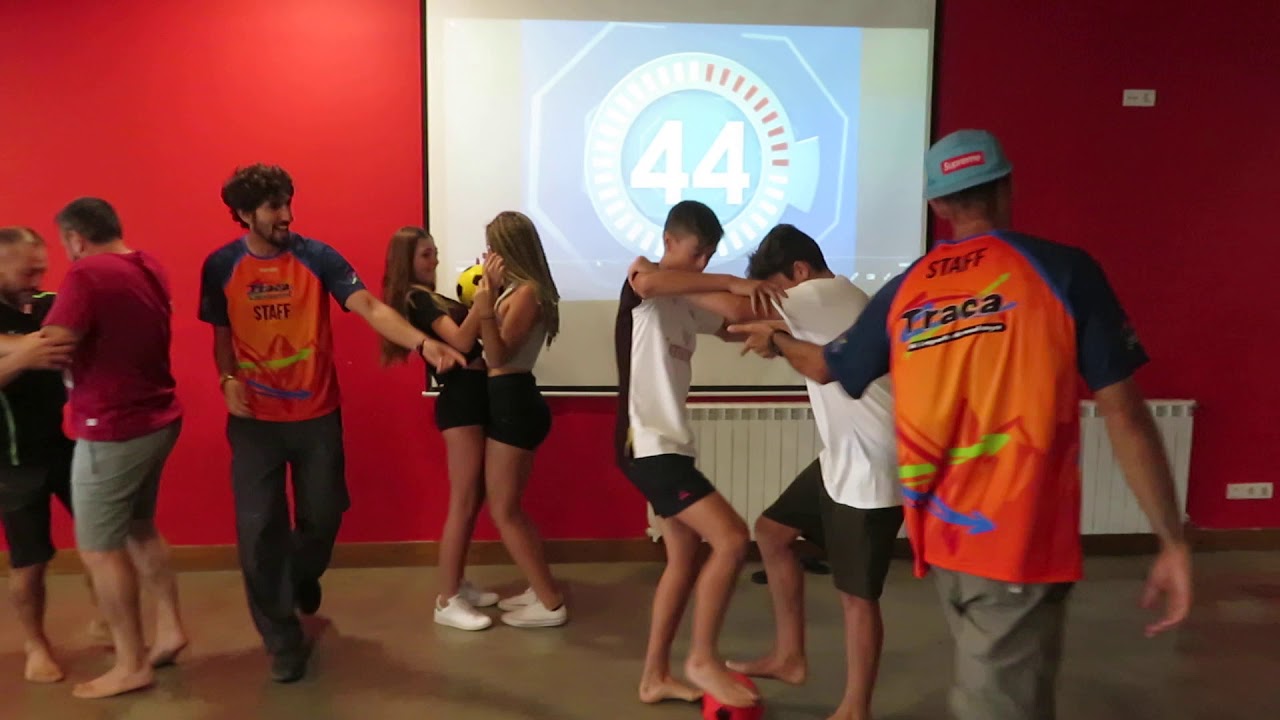 JOCS I ACTIVITATS DE LLEURE 10