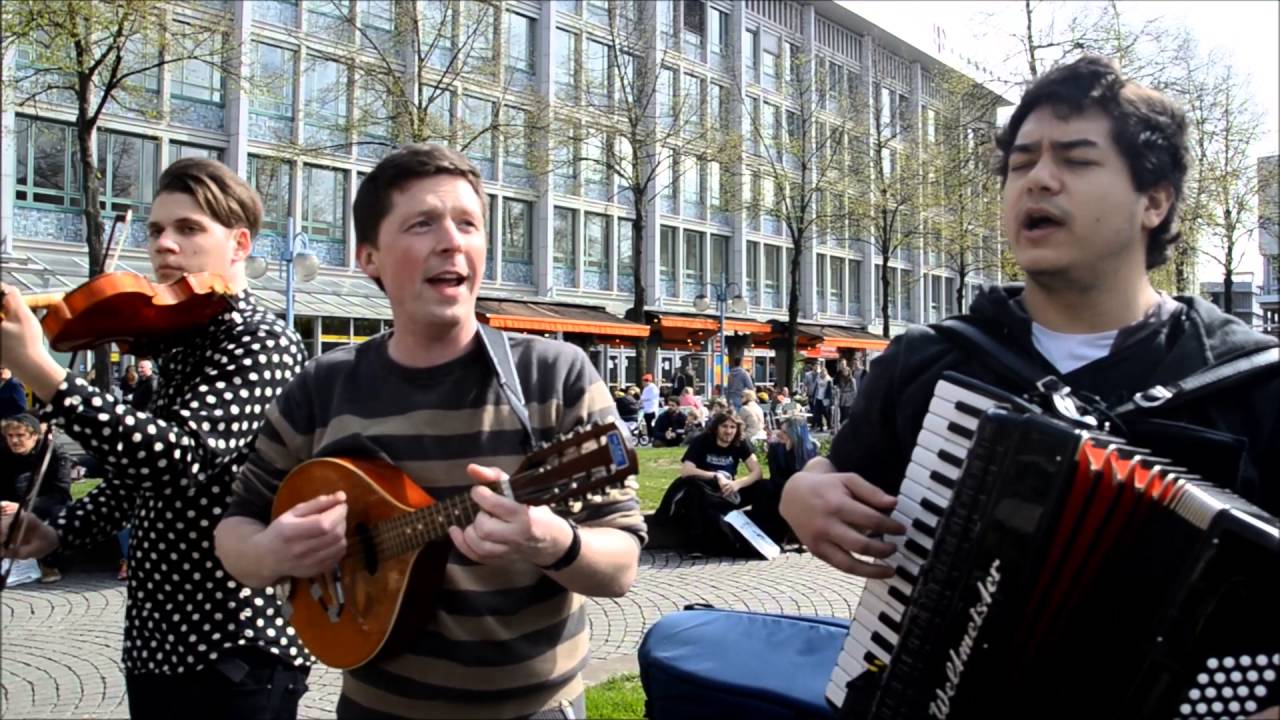 Oleg and the Popovs - The Life