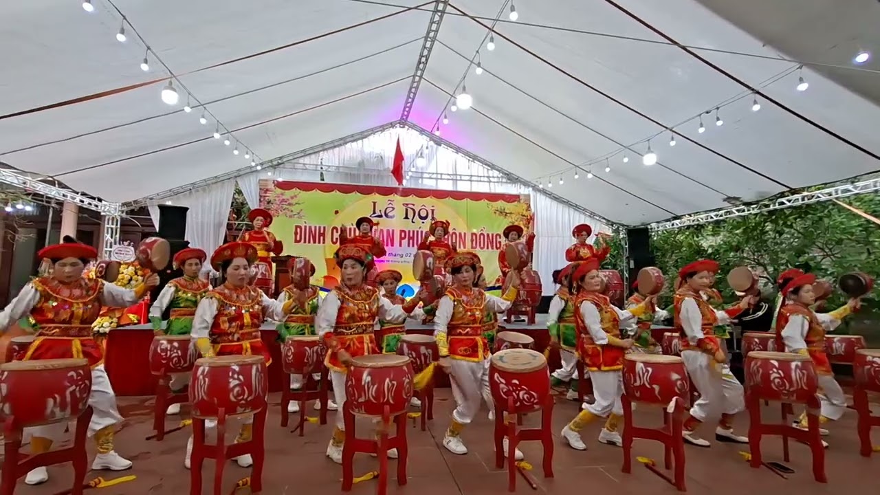 Đội trống thôn Thường Lệ xã Quang Minh chùa vạn phúc 2026