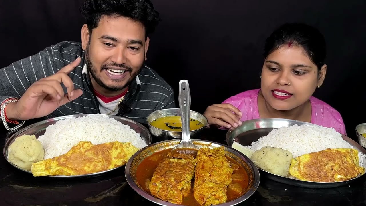 egg omlete grevi rice egg omlete eating challenge
