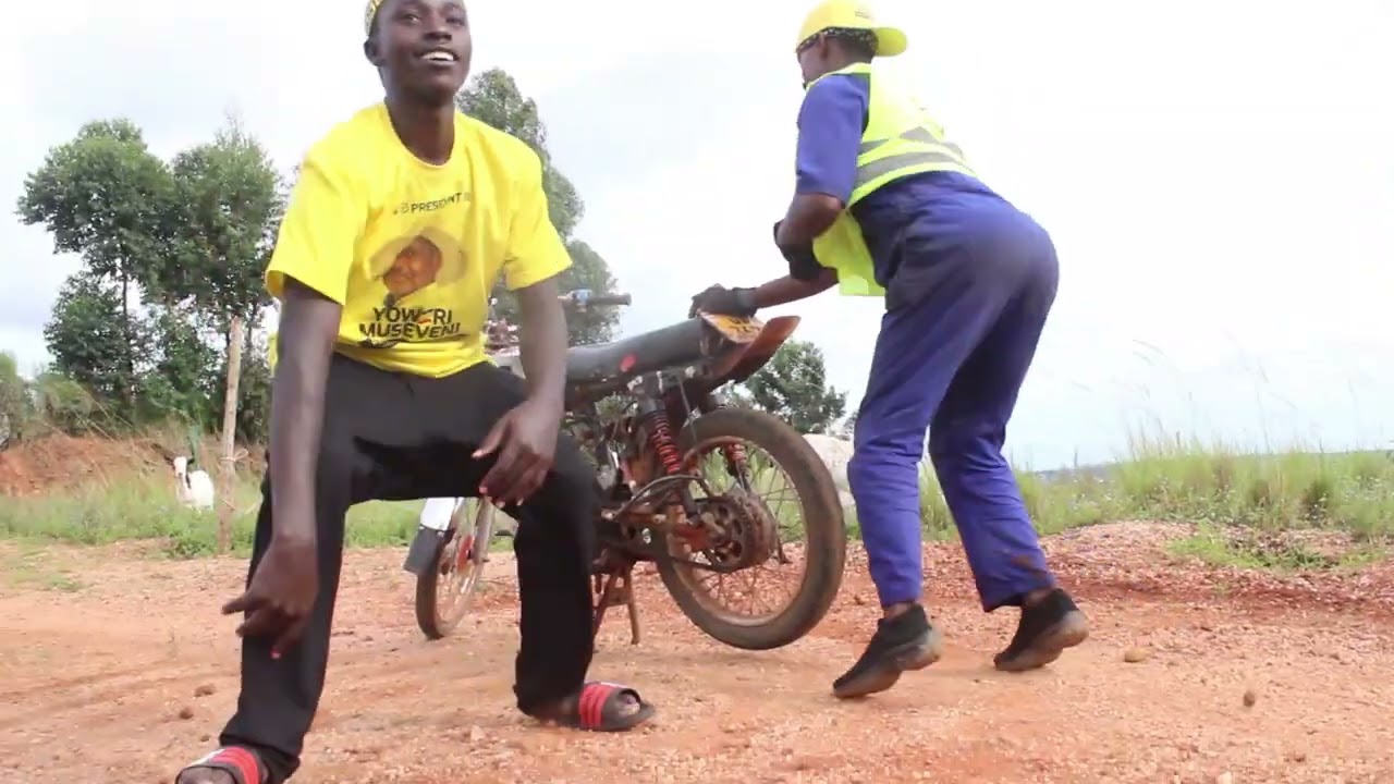 MUZEI M7 KULIKA AKALULU Official Music Video