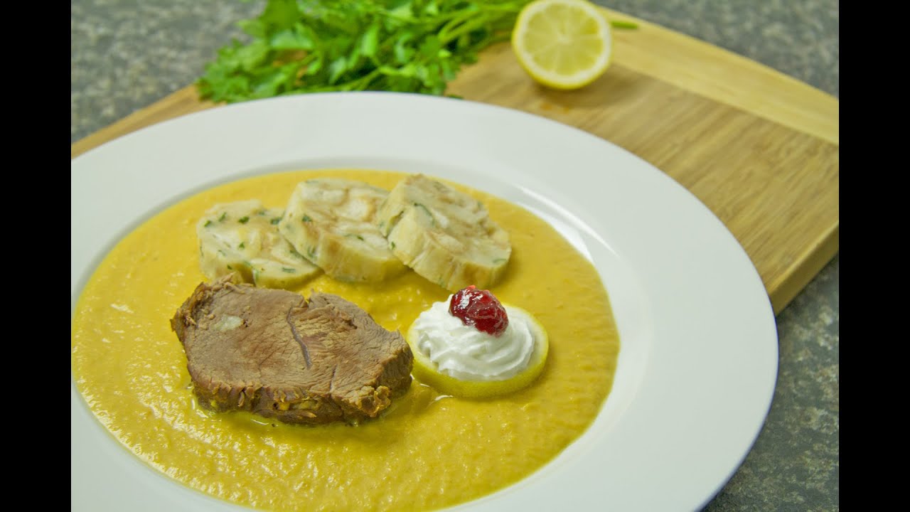 Tesco recepty | Sv&iacute;čkov&aacute; om&aacute;čka s hověz&iacute;m masem z jednoho hrnce