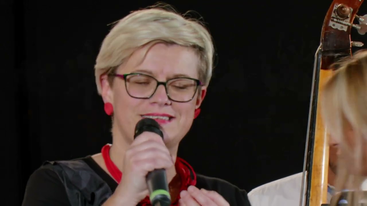 KAŽU SVI DA IZMIŠLJAM - Maja Klisurić i Roko Vušković i orkestar TD Ferdo Livadić