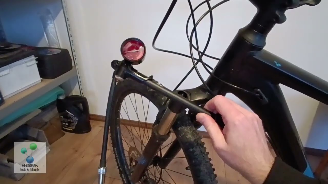 Luftfederung Fahrrad aufpumpen 