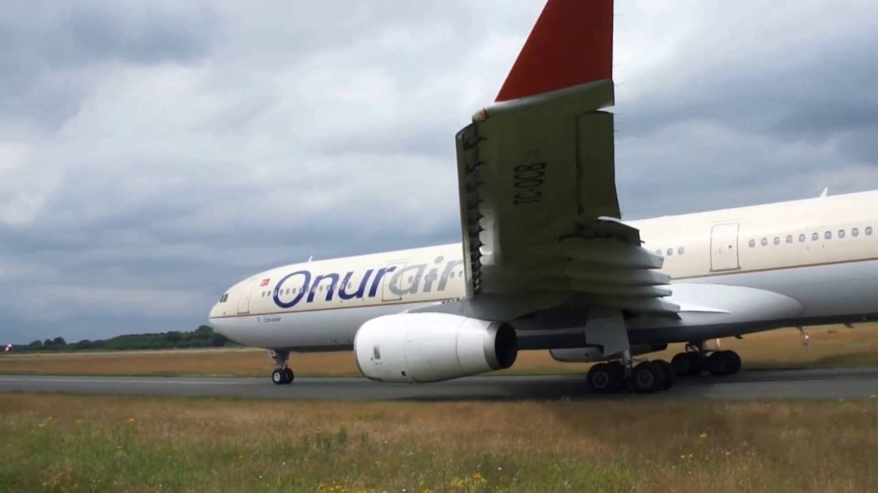 Onur Air A330-300 *TC-OCB* Start am Flughafen Münster/Osnabrück