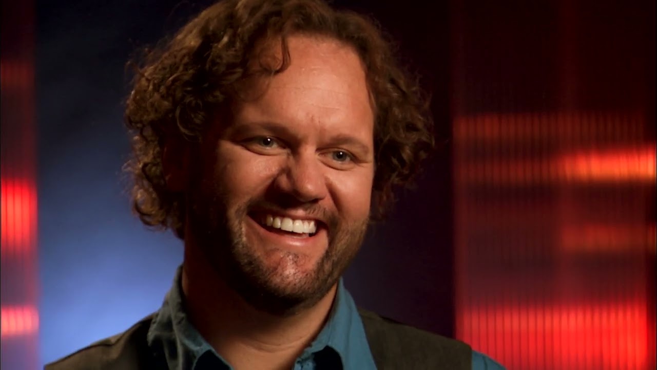 Bill Gaither talks with David Phelps, Guy Penrod, and more about being in the Gaither Vocal Band.