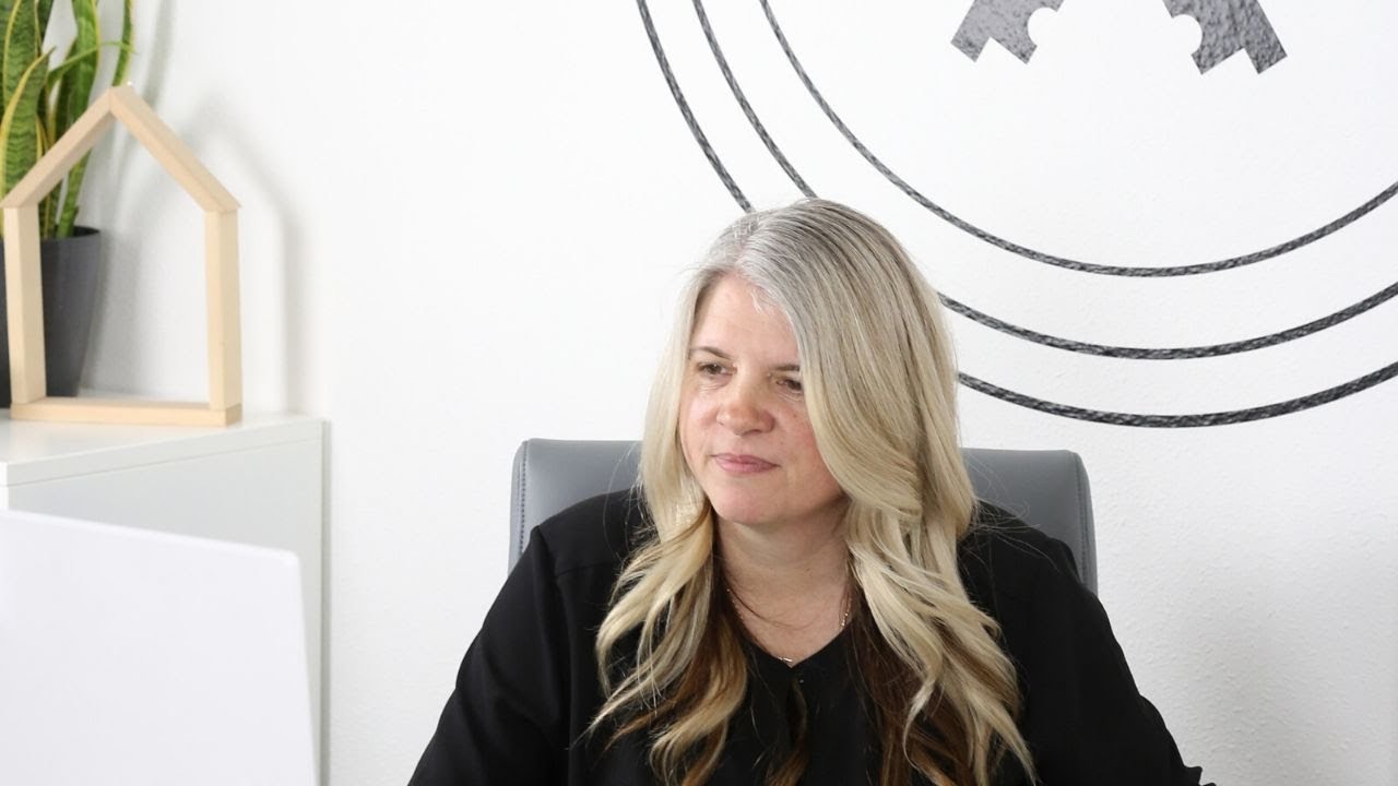 Episode #66 - Abundance Conversations with Tracey Hicks: How to Collaborate for More Business