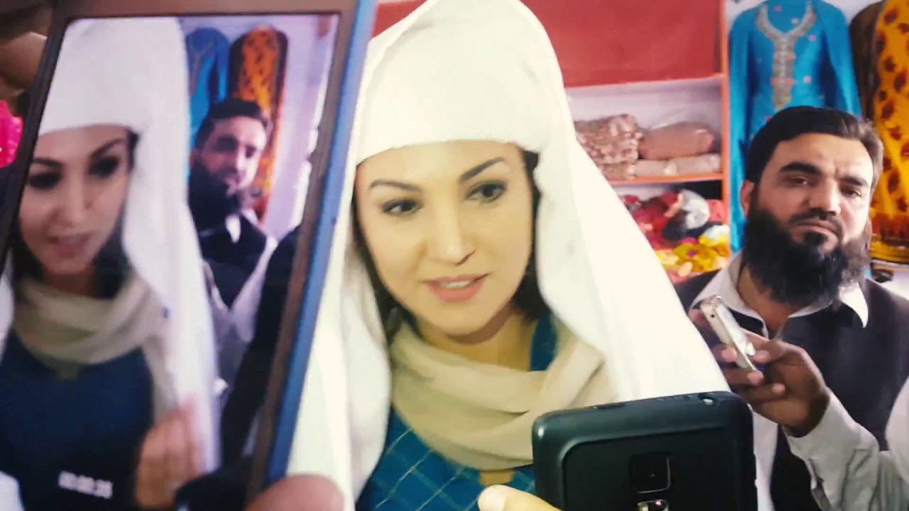 Reham Khan in Burqa l Lakki Marwat l #MyPakistan