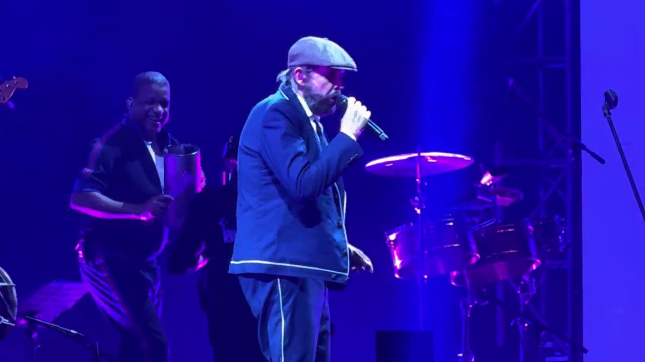 Juan Luis Guerra en el estadio Cibao de Santiago.  «Rosalía» 21 de febrero, 2026