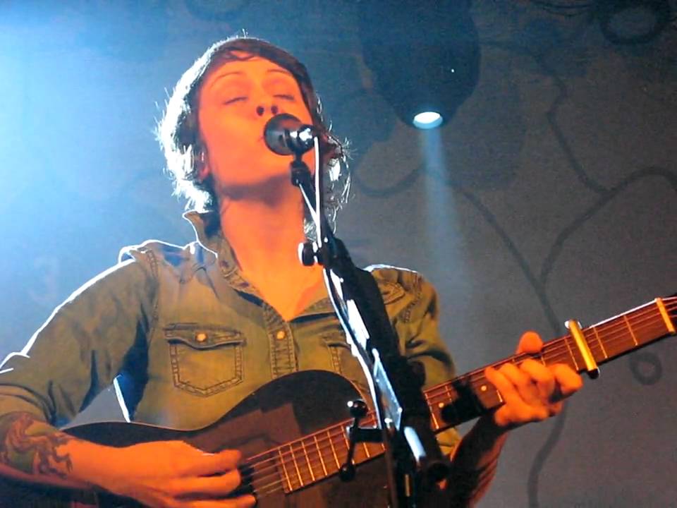 23/23 Tegan & Sara - So Cute Tegan Almost Died + CIO @ Manchester Academy, England 11/14/09