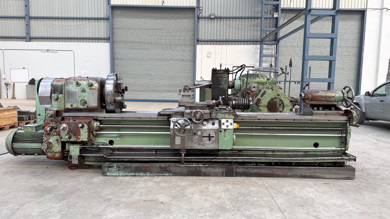 TOS (Czech) Heavy Duty Lathe Machine with 2750 mm Job Length - with Deep Hole Drilling Attachment!