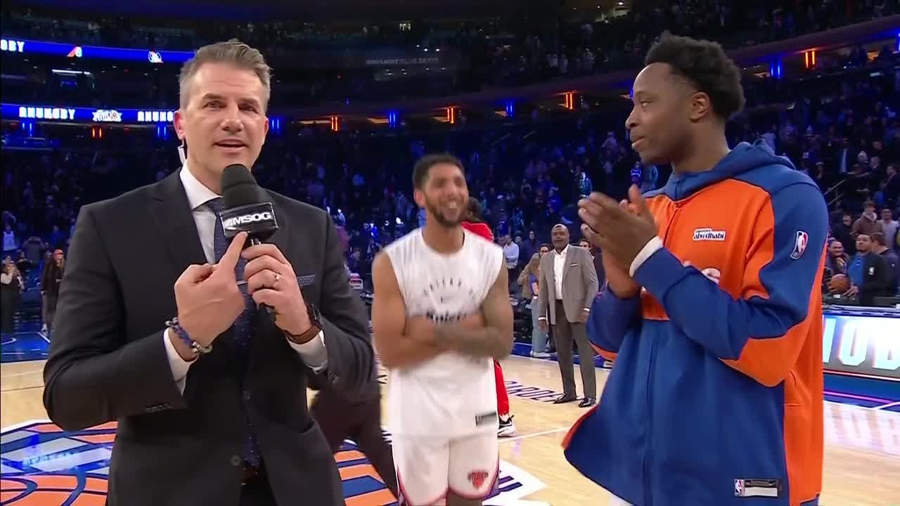 OG Anunoby got his very own microphone for the post-game interview 😂 | NBA on ESPN