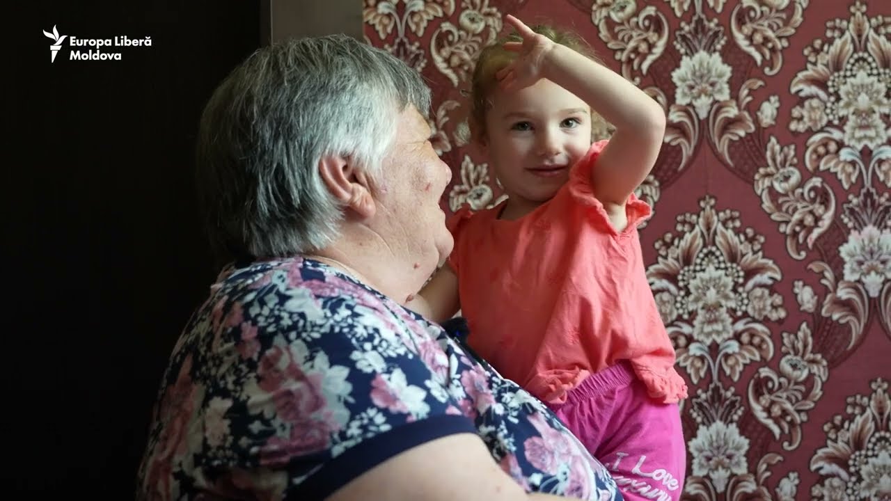 Mamă pentru 28 de copii