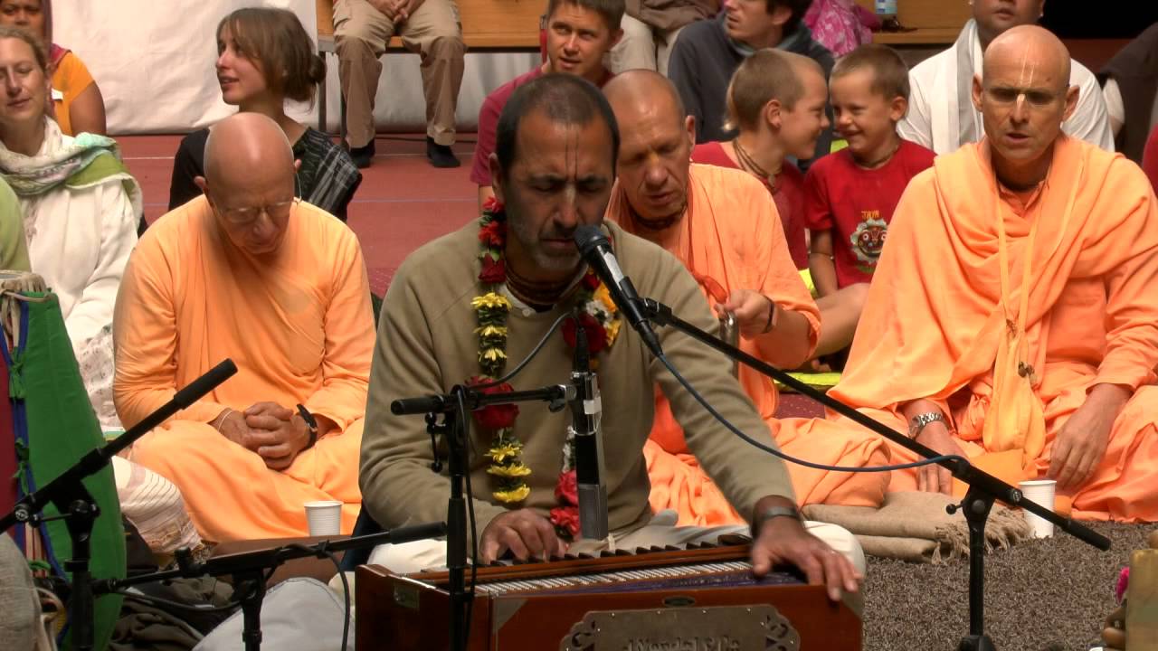 2012 09 03 HG Sarvatma Das - Kirtan