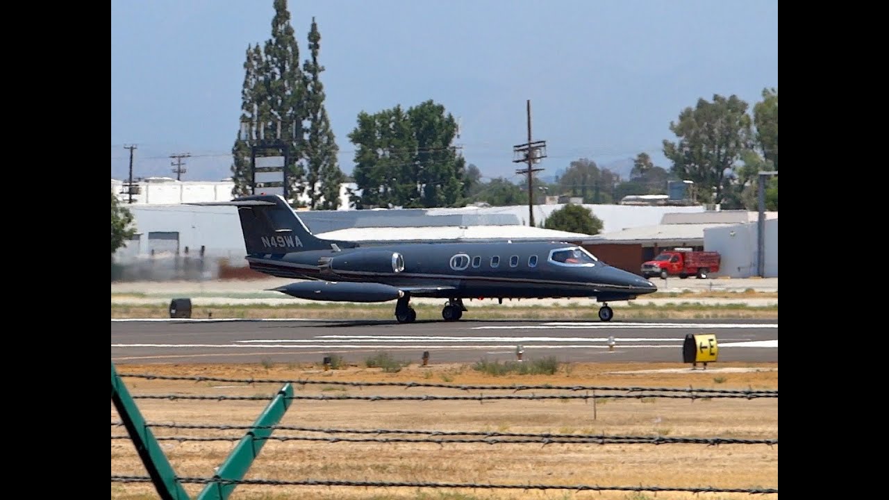WolfeAir LearJet 25B With CJ610 Turbojets