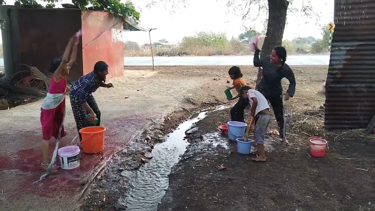 Village Style Holi 👌 😎#HAPPY HOLI @MYWORLD2019