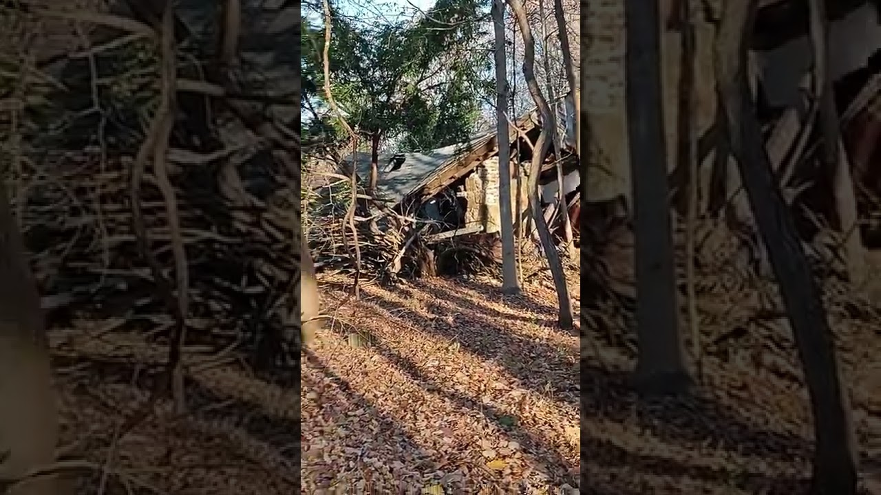 Collapsed House Floyd's Knobs, Indiana