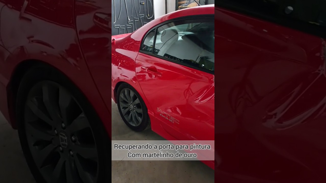 Amassado gigante  na porta deste lindo Honda Civic si! #funilaria #martelinhodeouro #dentrepair
