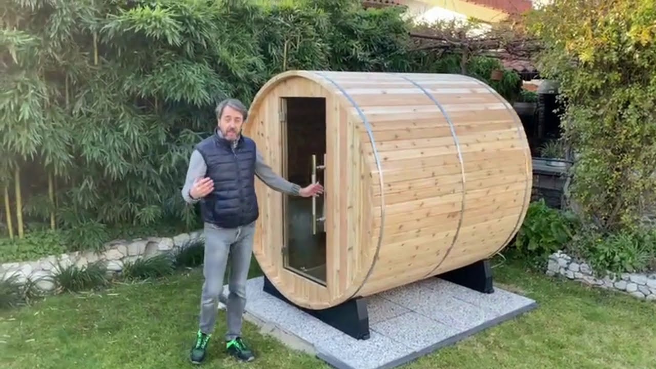 Sauna a Botte | Presentazione sauna a botte Pinnacle installata in giardino a Udine
