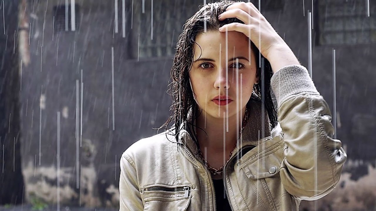 A Star Shines  (Davol).