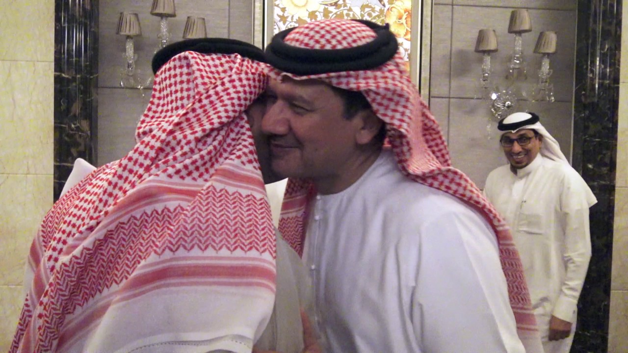 مليكي ووطني في القمة