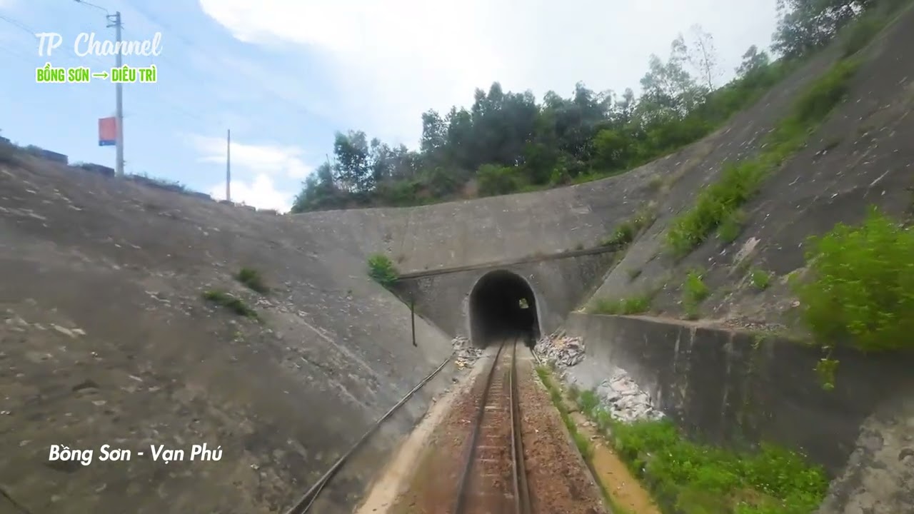 HÀNH TRÌNH ĐẦU MÁY XE LỬA NGẮM CẢNH ĐẸP TỈNH BÌNH ĐỊNH | TỪ GA BỒNG SƠN ĐI GA DIÊU TRÌ | TP CHANNEL