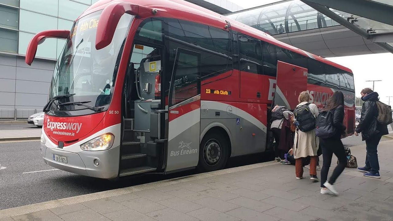 Bus Éireann Route 23 From Mullingar To Dublin Airport on The 10:32 hours  SE 50 Expressway
