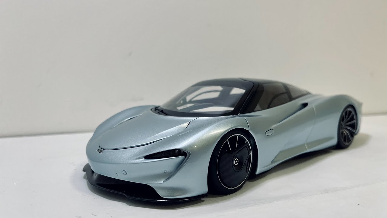 AUTOart McLaren Speedtail Frozen Blue 1:18 Scale (Unboxing)