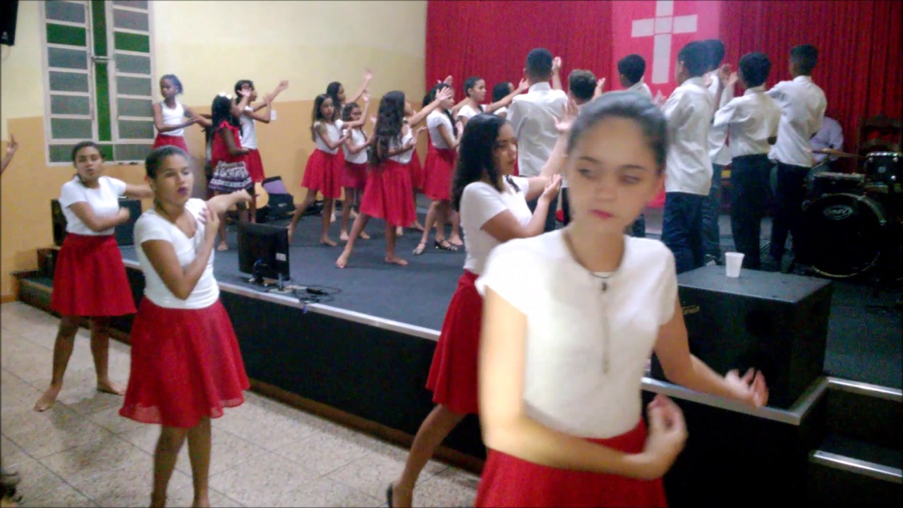 CULTO DOS PR&Eacute;-ADOLESCENTES - 16/04/2017 - COREOGRAFIA