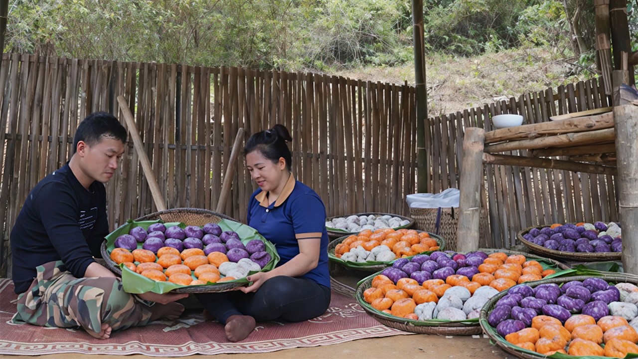 Ly Tu Nga and Ngoc make cakes to sell at the market - how to make cakes from rice.