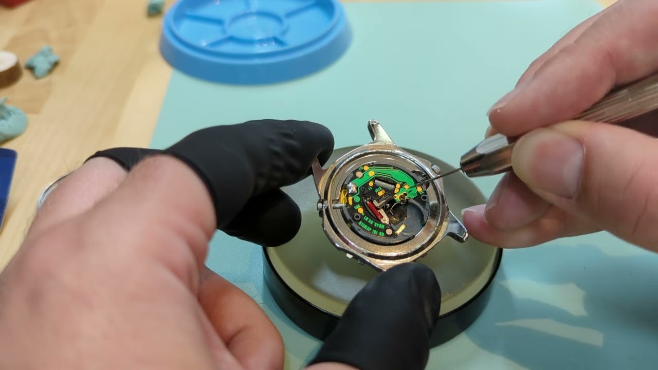 Crown and Stem Release Timex Indigo M649.3V.01