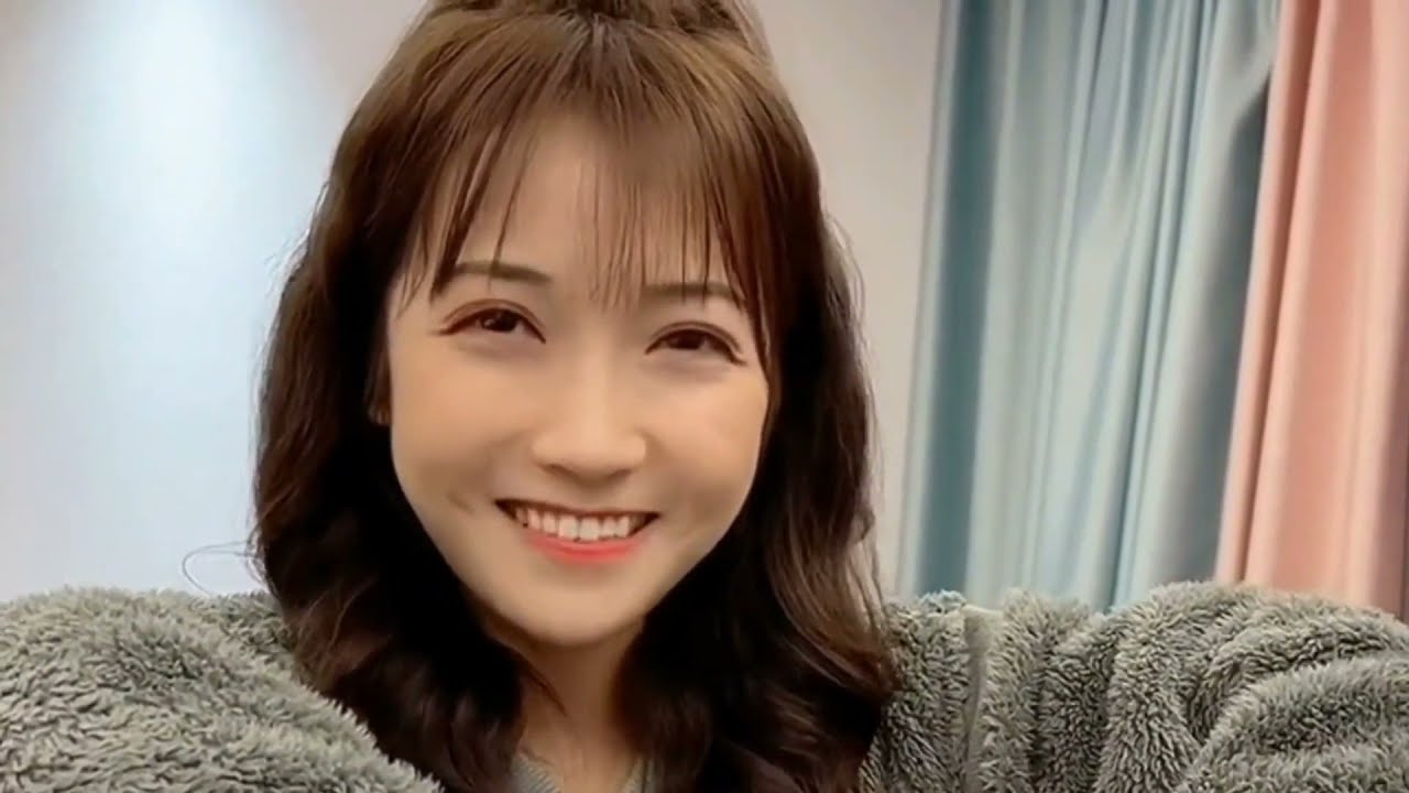 男女合租日常：女室友以为我要搬走