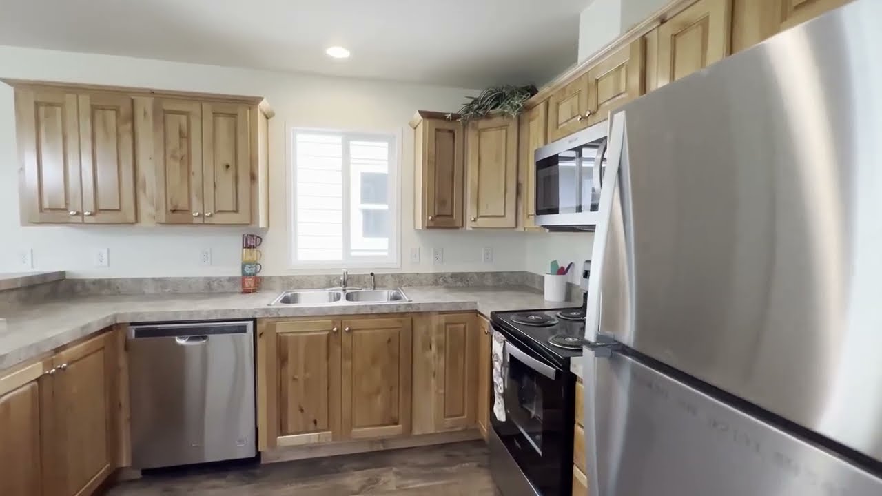Honeydew Mobile Home | 1 Bed &middot; 1 Bath &middot; 601 SqFt
