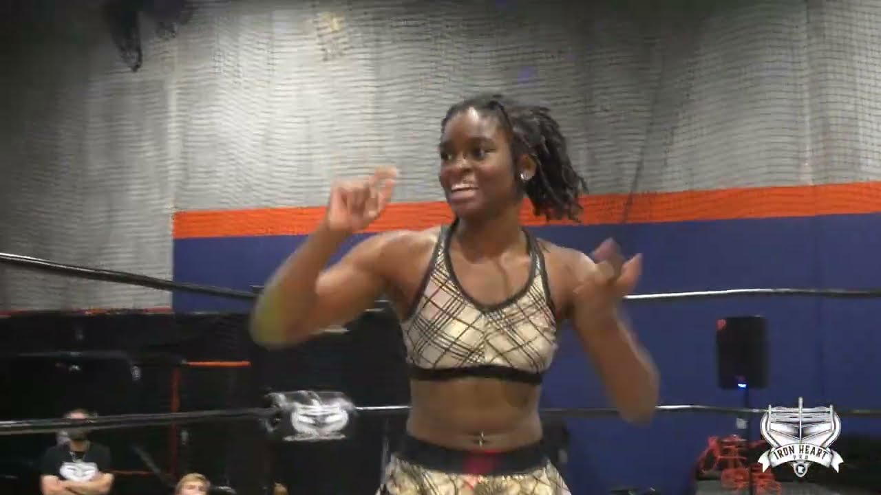 #IHPro | AMINAH BELMONT vs SIERRA | HARD DAY’S NIGHT