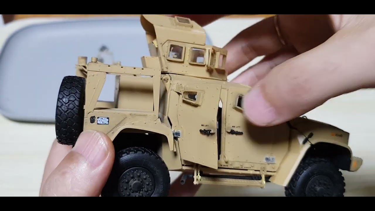 I♡KIT 1/35 M1278 Heavy Guns Carrier (JLTV-GP)  part3 completed   sorry!  there's no middle ground