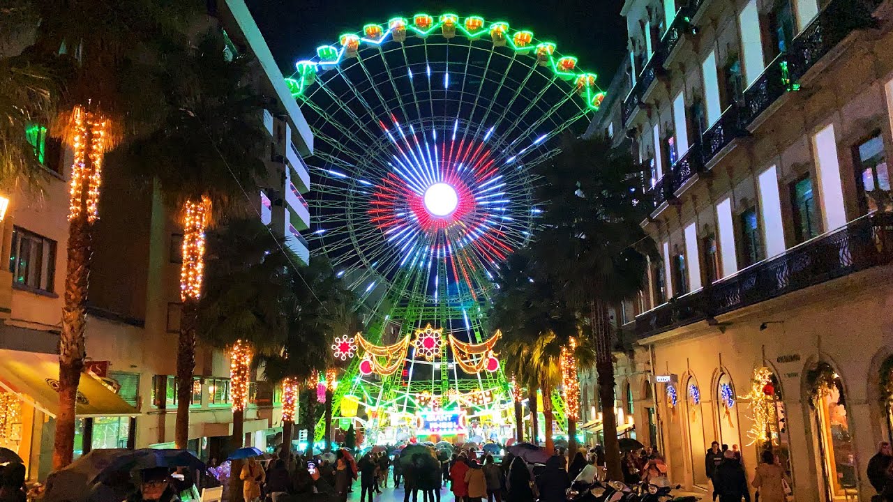 Descubre las vistas nocturnas de la noria de la Navidad de Vigo - Metropolitano