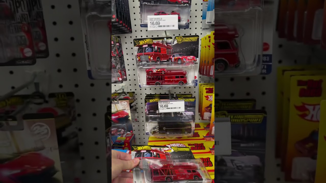 Удачная находка: модель Hot Wheels Ferrari Team Transport! #hotwheels #diecast #diecastcollection...