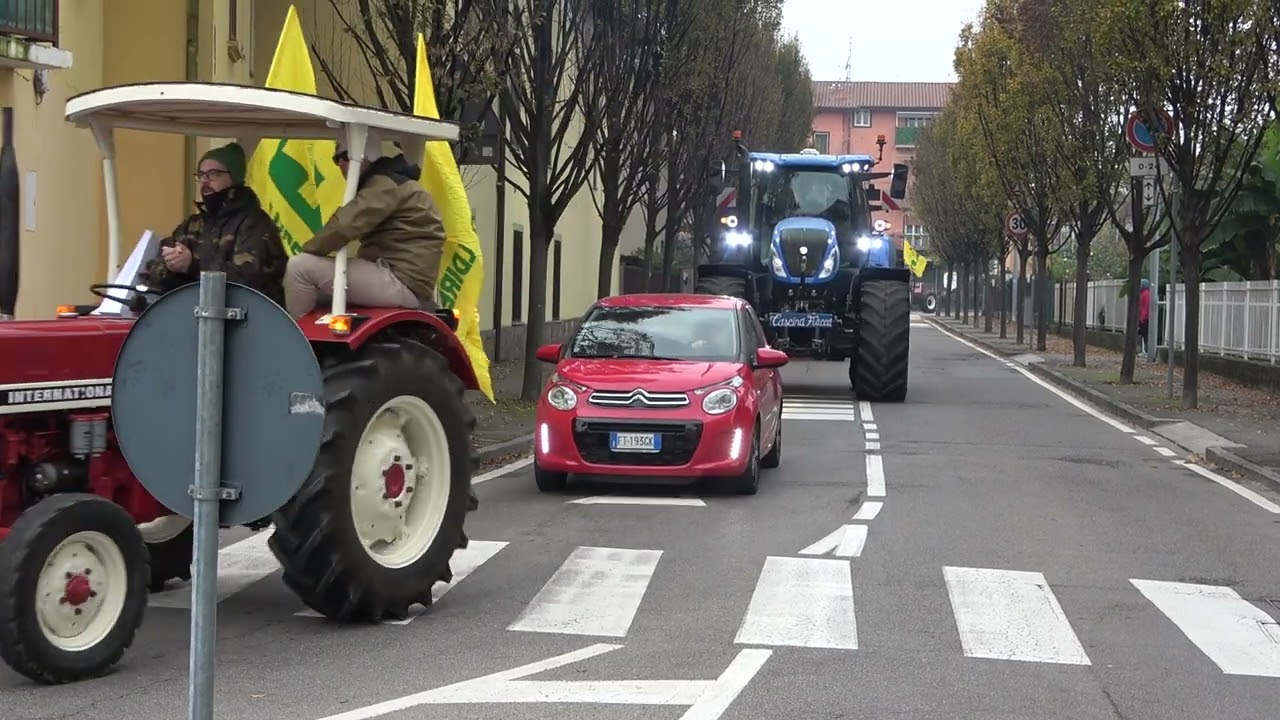 Ringraziamento Ciserano 2024   Sfilata Circonvallazione