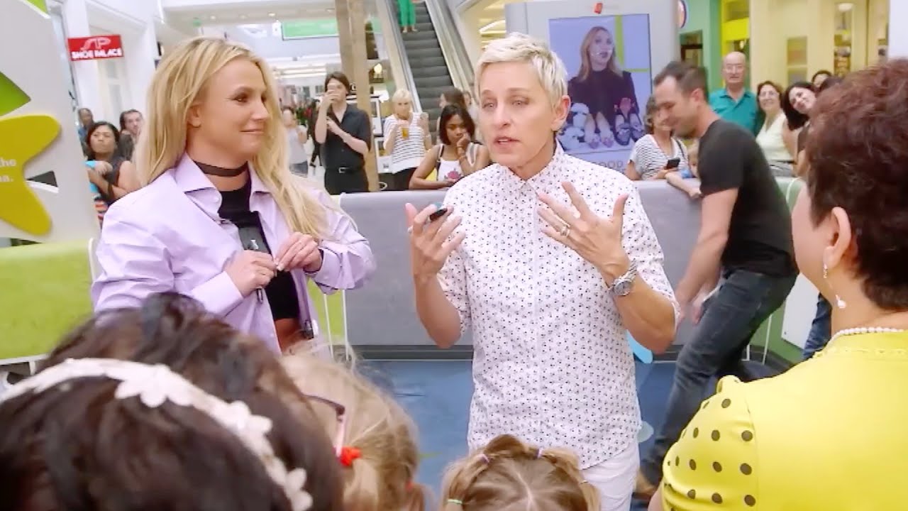 Britney Spears and Ellen Cause a Scene at the Mall