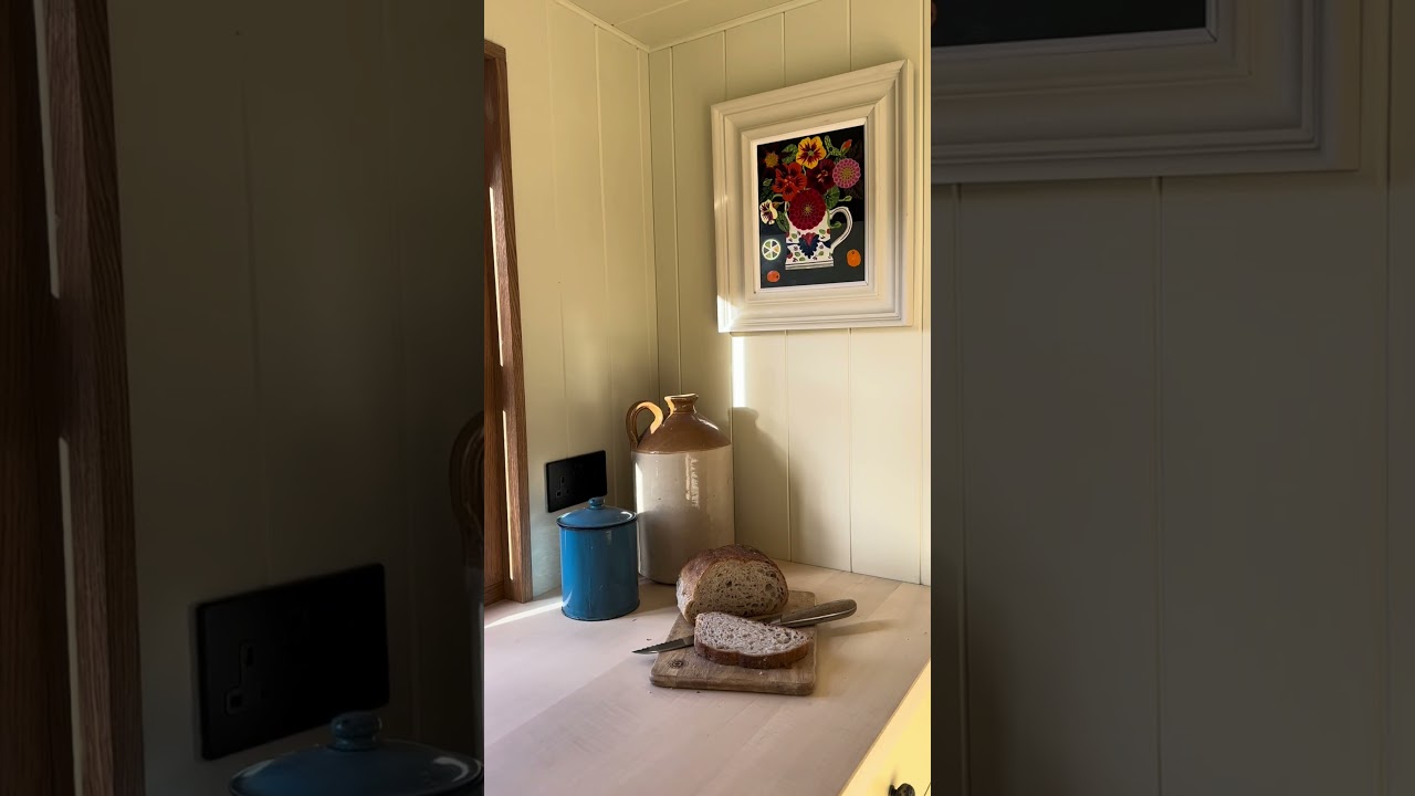 Tiny House tour on a sunny morning | Plankbridge shepherd's huts