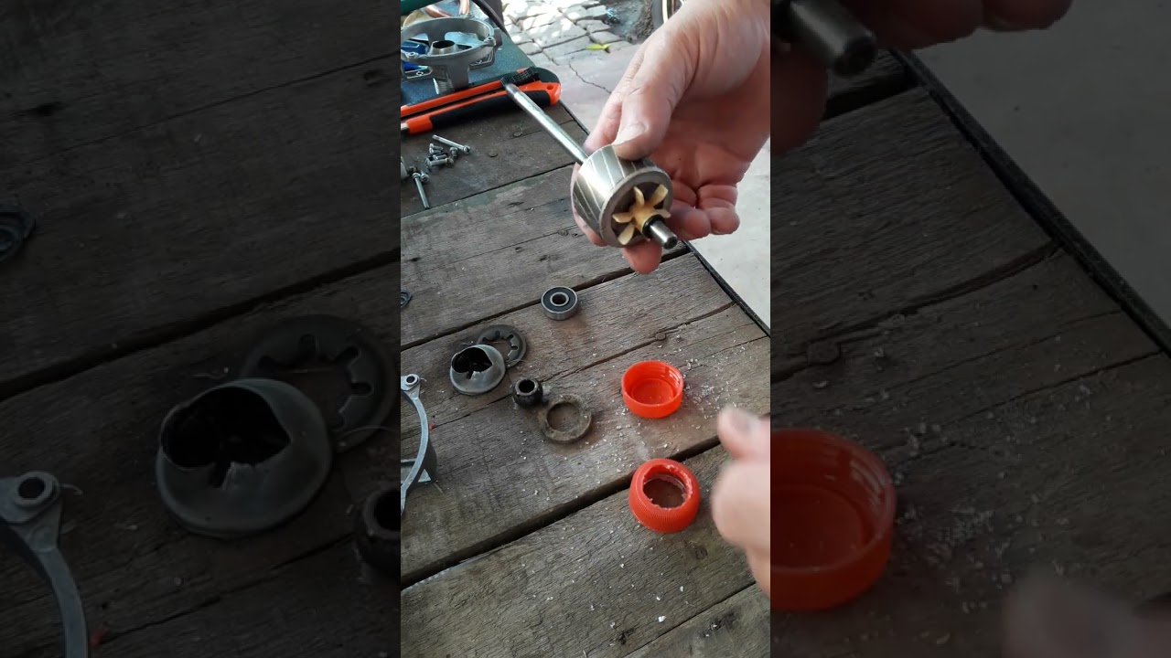 Cambiar bujes por rulemanes del ventilador con dos tapitas y dos botellas