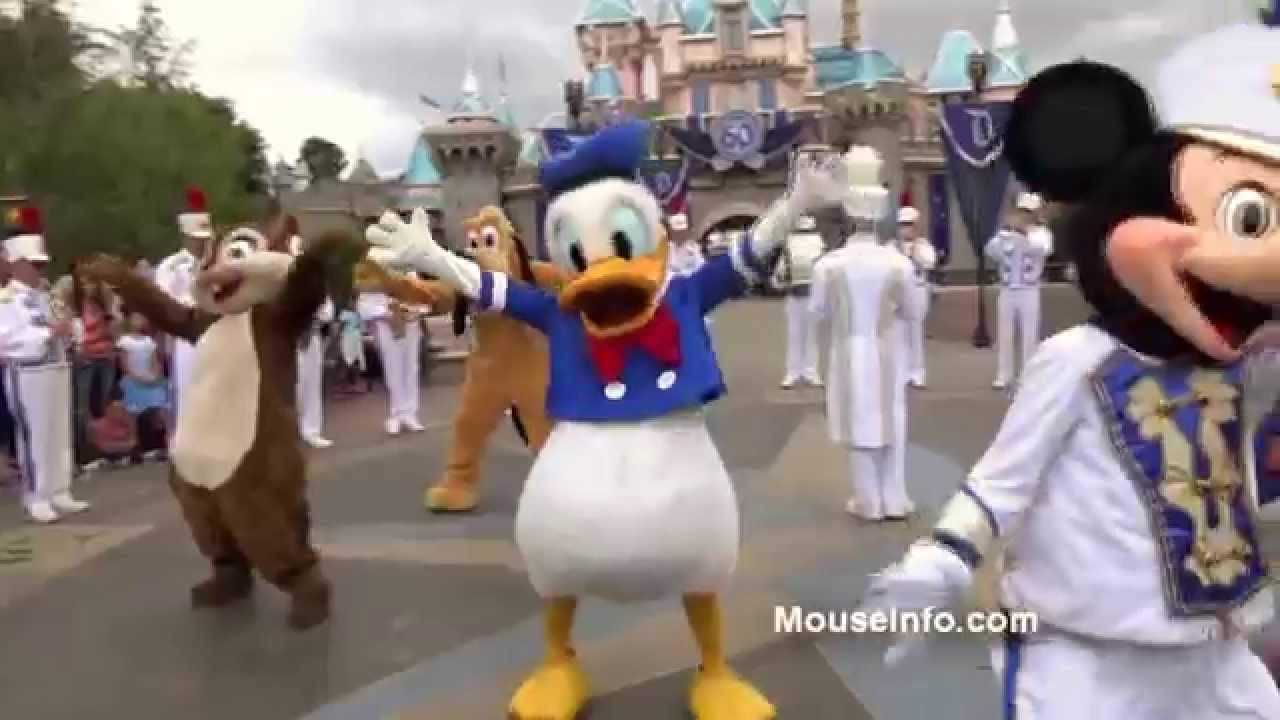 Disneyland Band Castle Show, new Diamond Celebration edition