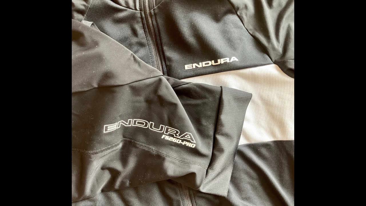 Endura FS260-PRO Jersey & Bib  Unbagging