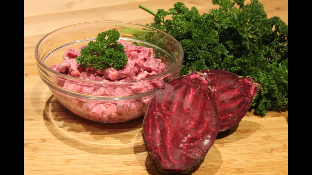 Heringssalat mit roter Beete